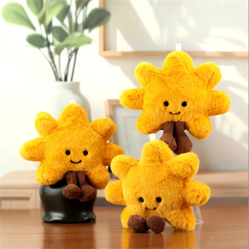 ตุ๊กตาดอกทานตะวันยิ้มน่ารักและสร้างสรรค์ ของเล่นตุ๊กตาขนนุ่ม พวงกุญแจ ของตกแต่งกระเป๋าเป้สะพายหลัง ของขวัญจากตู้คีบตุ๊กตา