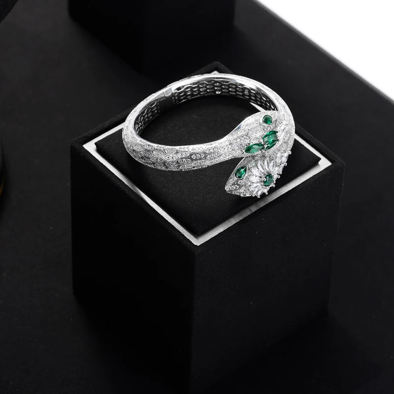 Original Jewelry Display Stand Microfiber Necklace Pendant Earrings Counter Set Display Stand jewelry boxes and packaging