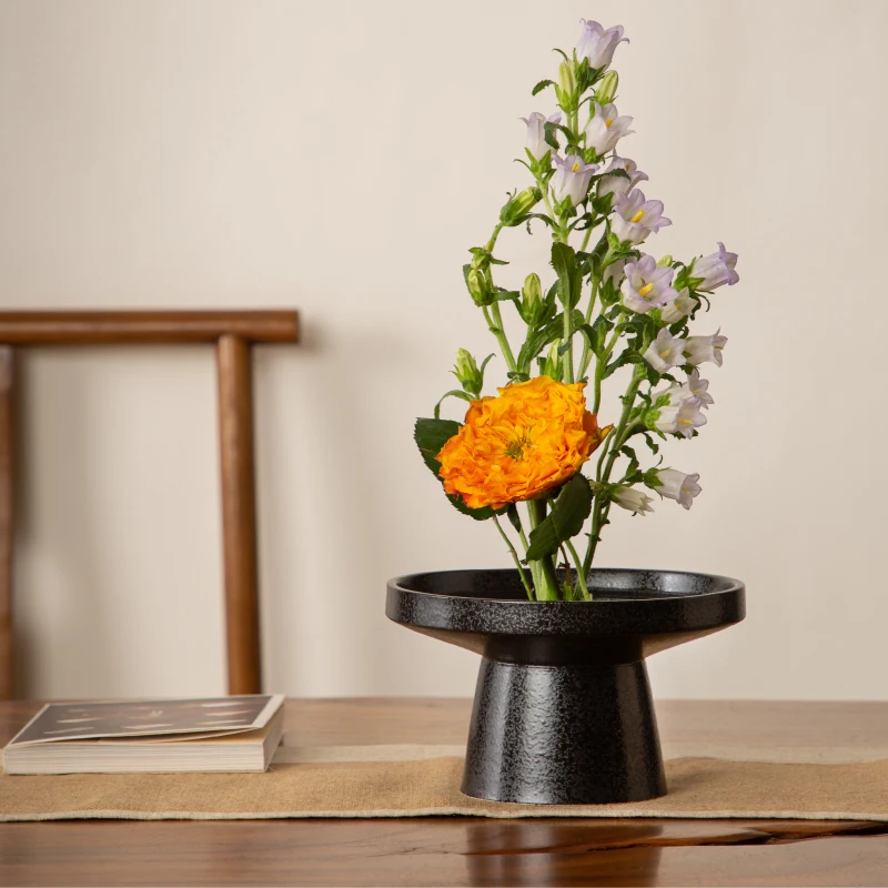 Ceramic Vase Open Pots Sword Mountain Flower Arrangement Tools Fixed Flowerpot Porcelain Crafts Home Decoration