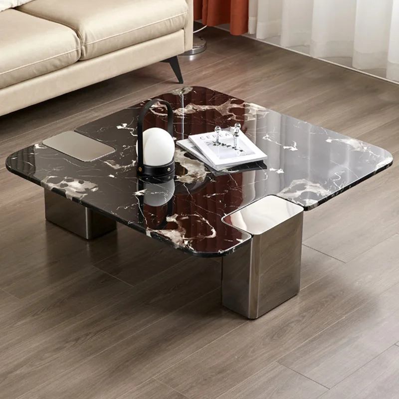 Italienischer minimalistischer quadratischer Marmor-Couchtisch für große Wohnung