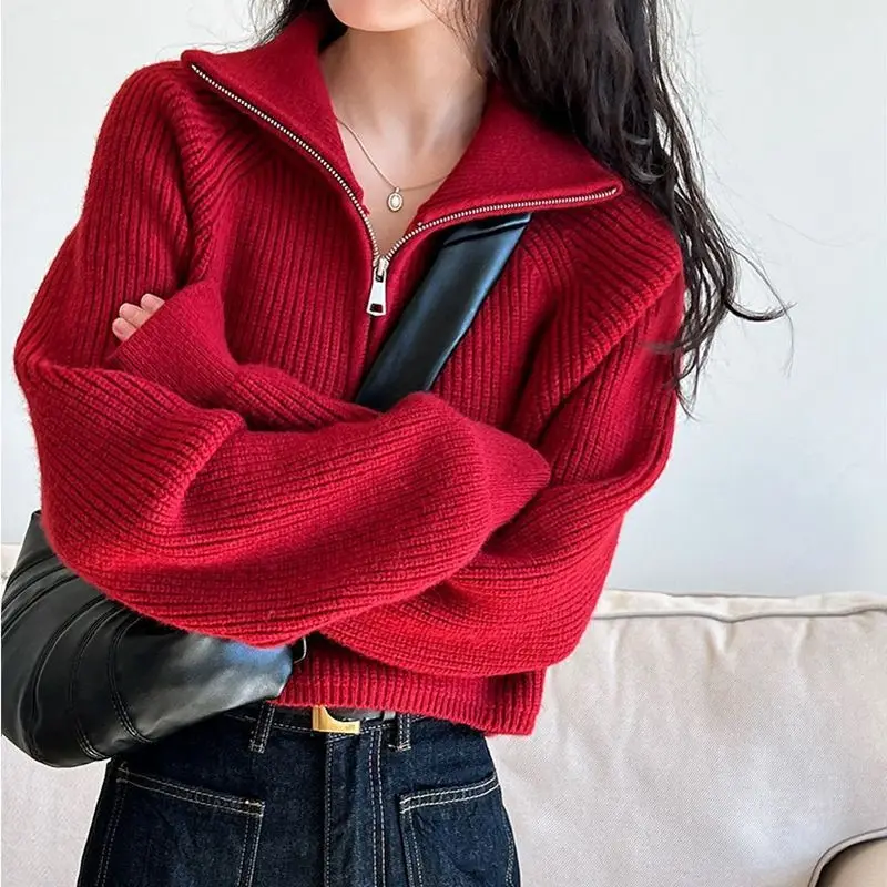 Nuovo maglione a vita alta con maniche a pipistrello e collo alto con mezza cerniera da donna Top corto in colore Maillard alla moda