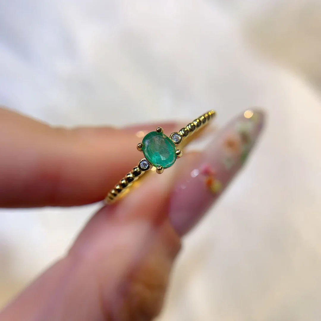 Classic and Versatile Natural Emerald Ring 4*5mm S925 Sterling Silver Inlay Deep Bright Green Outline Female Jewelry