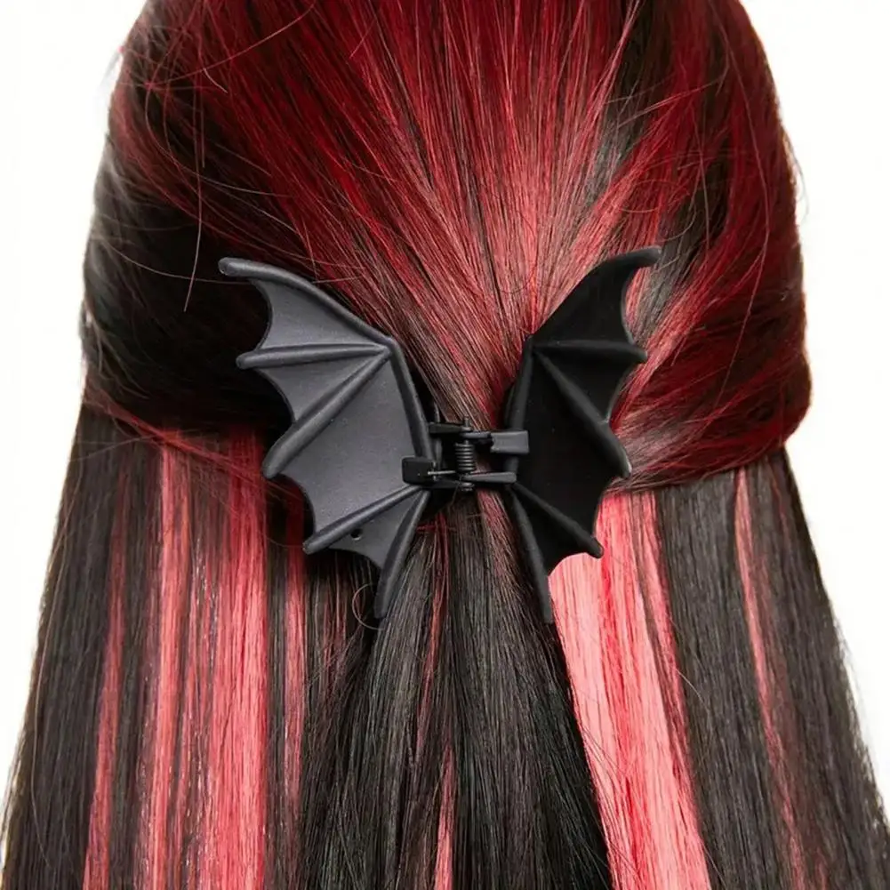 Women Hair Clip Halloween Bat Shape Shark Hair Claw Anti-slip Teeth Metal Grabbing Clips Hair Accessory Halloween Metal Hairpin view 2