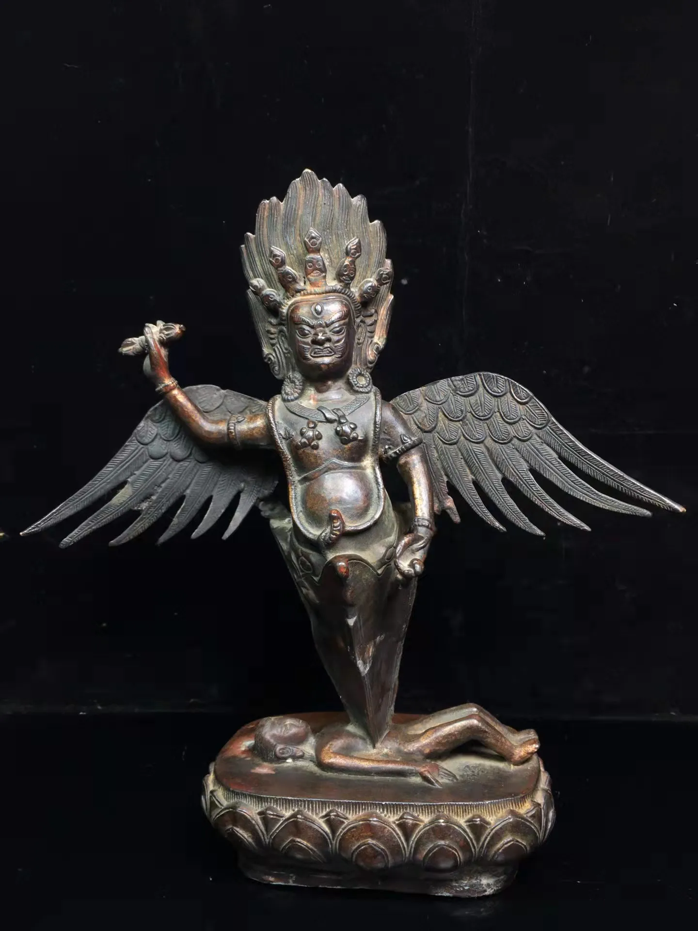 Decoration Old Tibet copper golden-winged bird Buddha statue，Free shipping