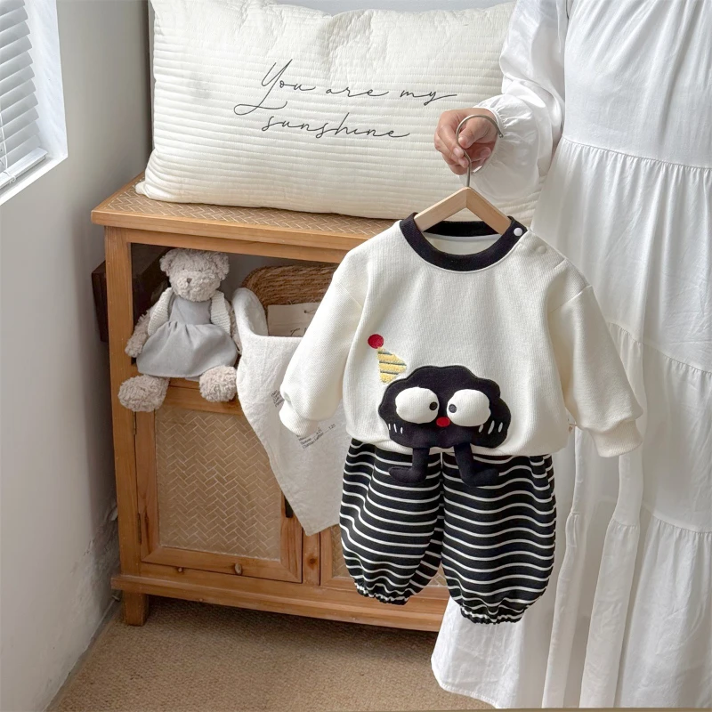 

2025 New Autumn Cotton Cute Elf Pattern Long Sleeve T-shirt and Striped Pants Two Piece Set