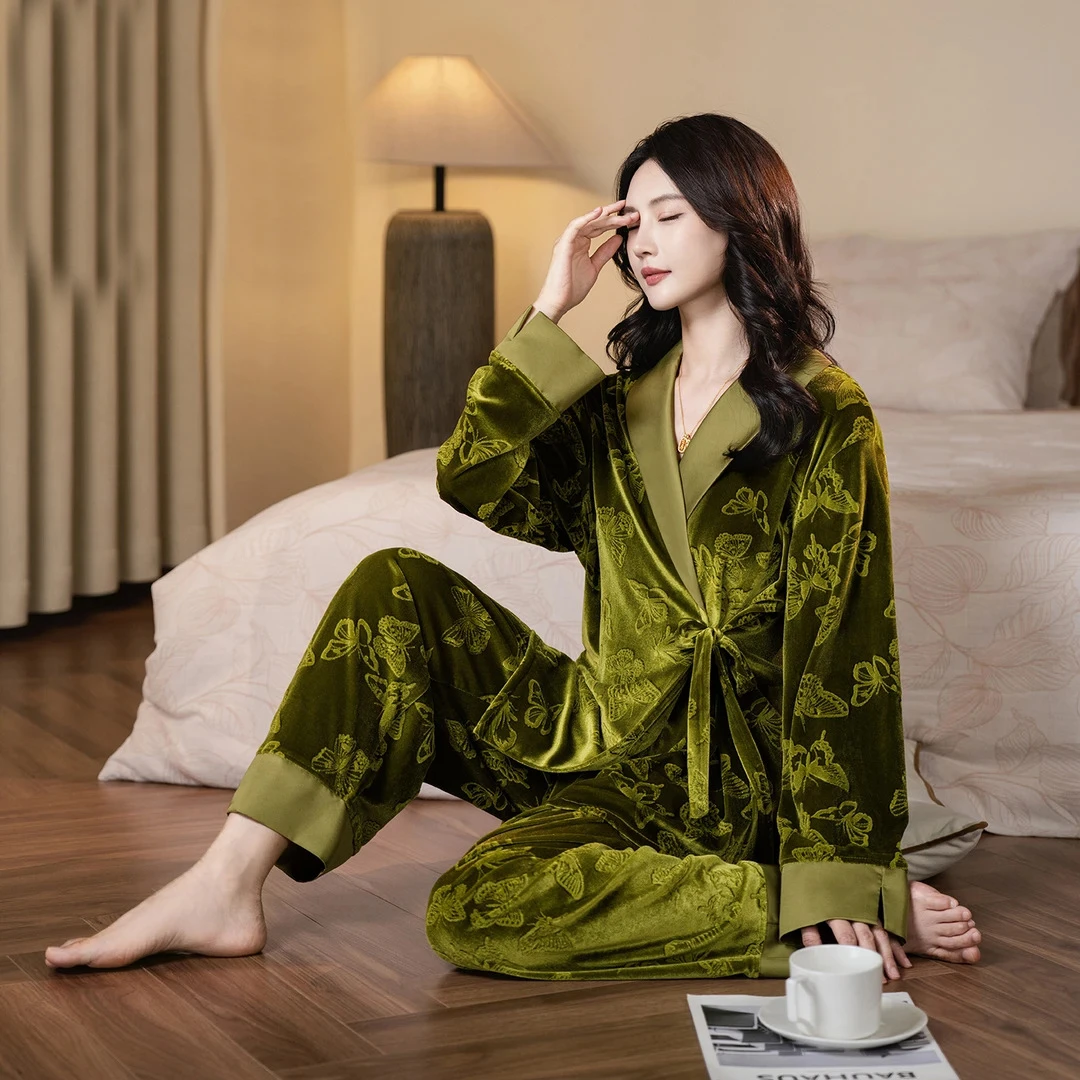 

Winter New Velour Pajamas Set Women's Fashion Butterfly Print Long-sleeved Sleepwear Loungewear Ladies Vintage Casual Homewear