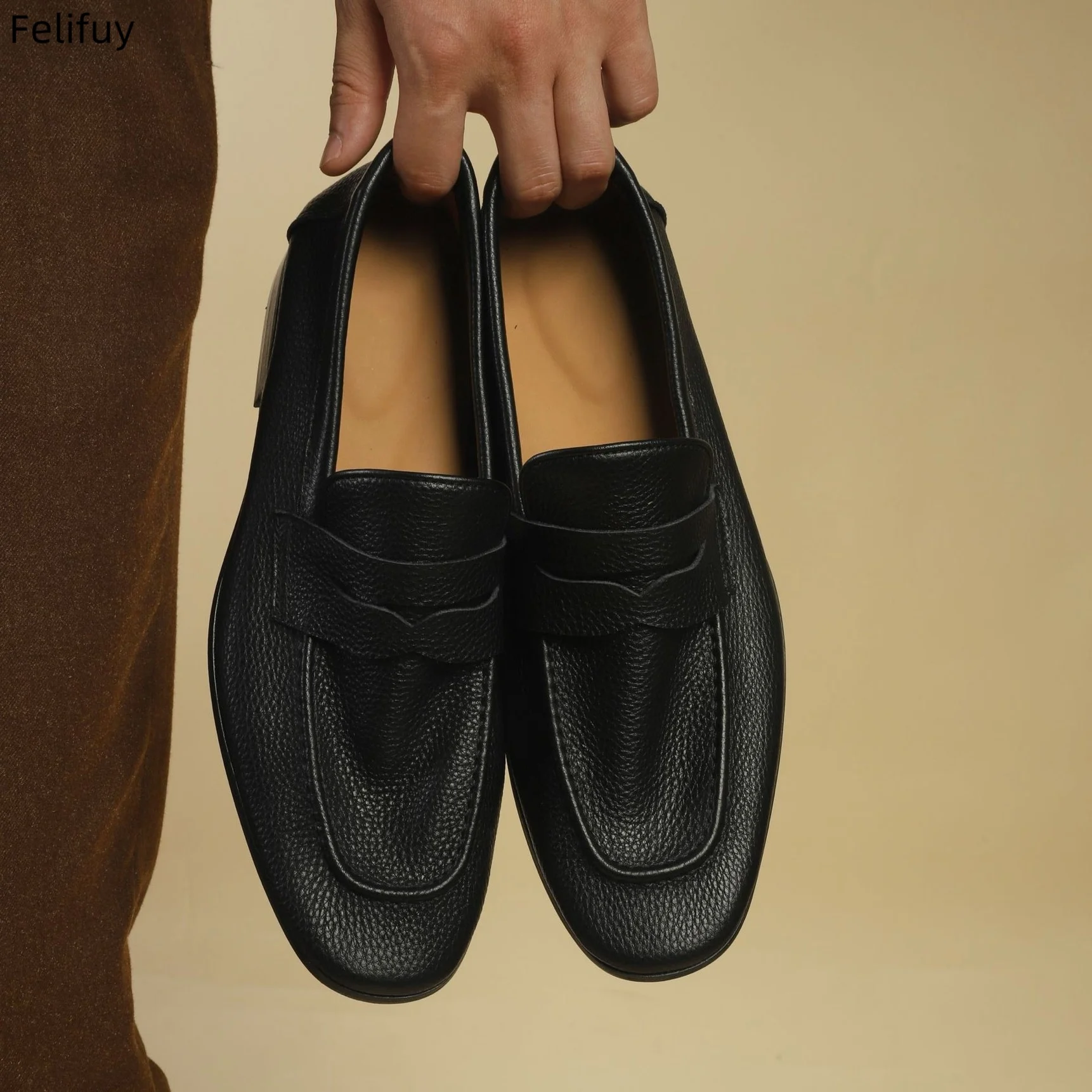 

Luxury Men's Loafers Casual Comfortable Flat Slip On Business Shoes Moccasins Cow Suede Genuine Leather Slip on Shoes for Men