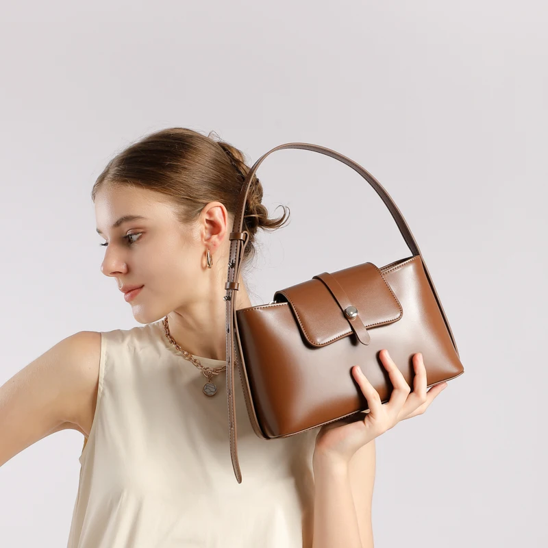 

Новинка 2025 года, женская сумка из натуральной кожи, сумка через плечо с верхней ручкой, модные кошельки и сумки, сумки-мессенджеры