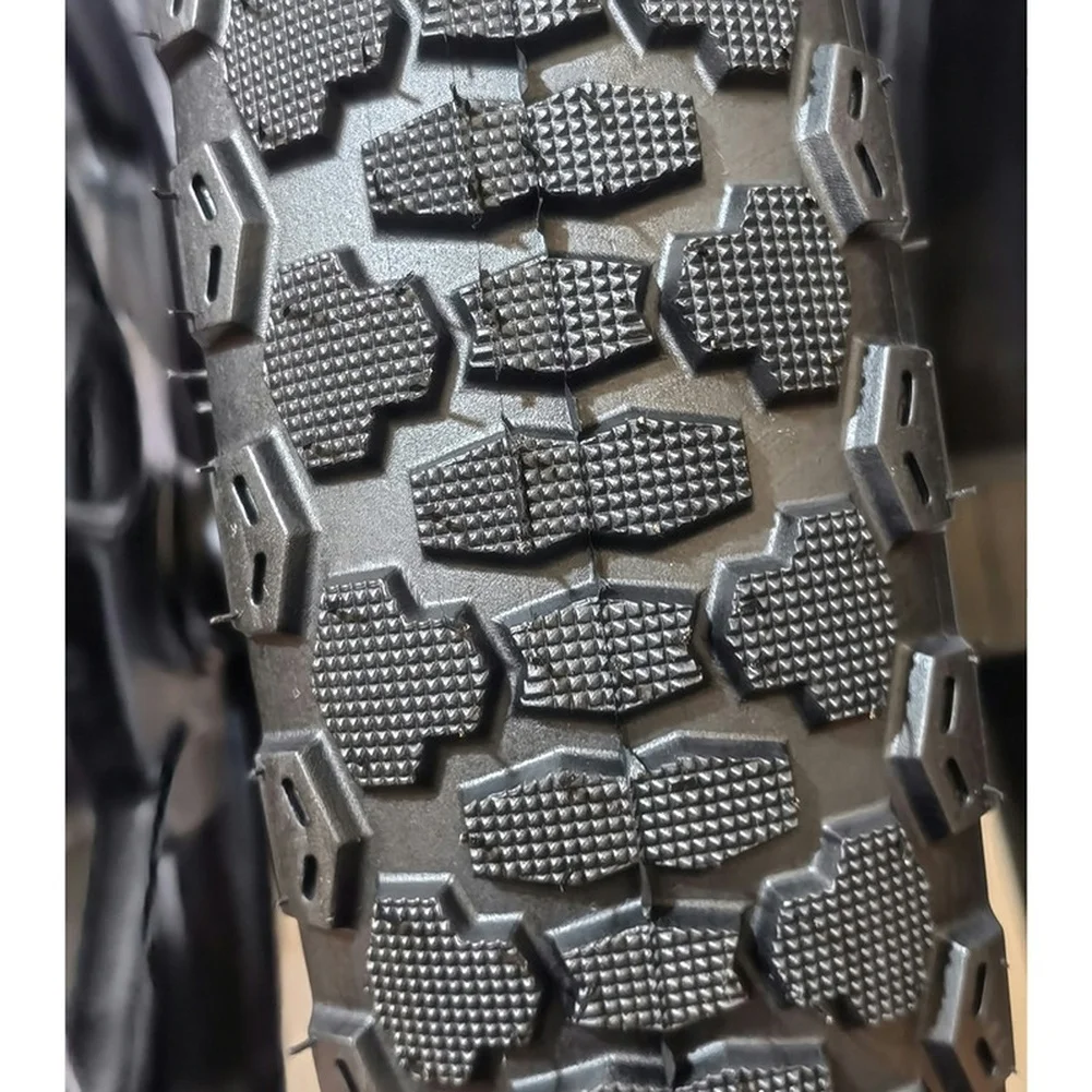 

Бескамерная шина для безкамерной дороги 16x3,0 для мотоцикла с электрическим скутером, размер 3,00-12, подходит для стандартных обод с повышенной стабильностью