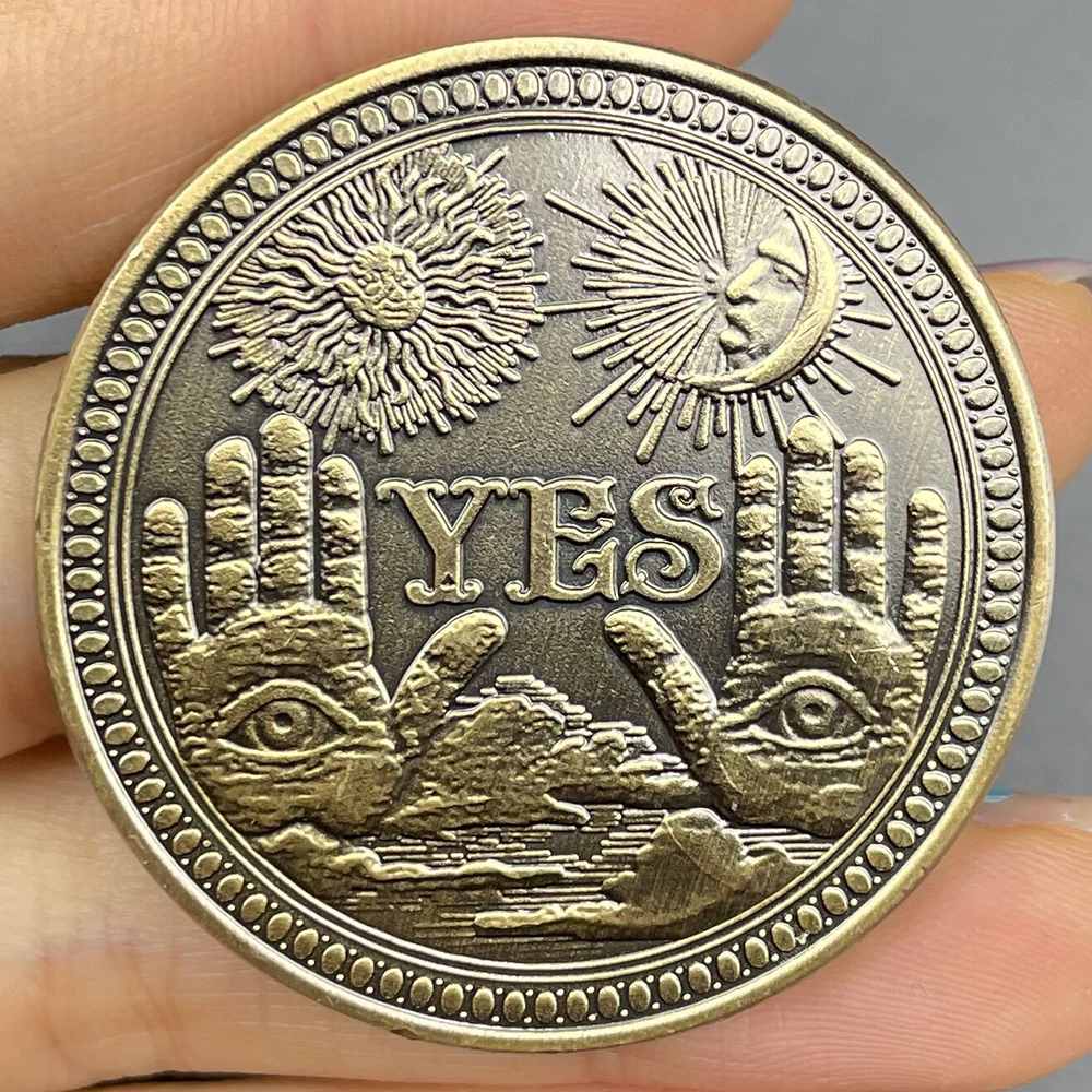 

Yes or No Decision Coin The Almighty Eye Challenge Coin The God of Sun and Moon Astrological Props Home Decoration