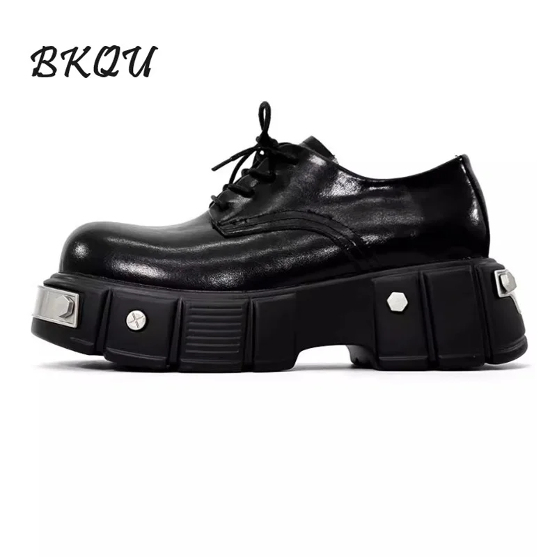 

BKQU Metal Rivets Heavy Worker Shoes Men 2024 New Autumn Ins Europe and The United States Iron Elements Big Head Shoes Niche