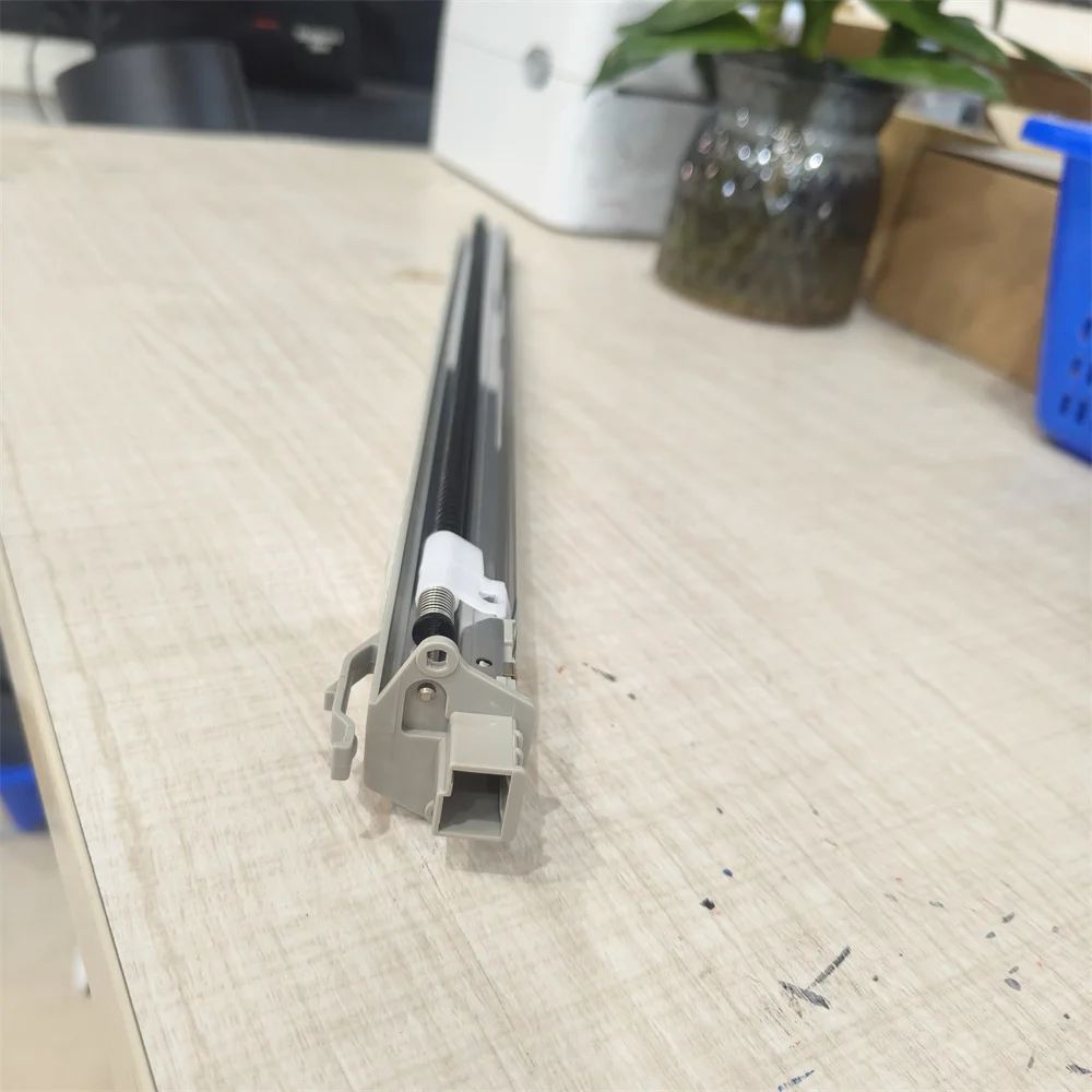 

1X MX60 Корона зарядки CCASZ0360DS54 для Sharp MX3050 MX3060 MX4050 MX4060 MX4070 MX5050 MX5070 C5081 C6081 SF S501 S601