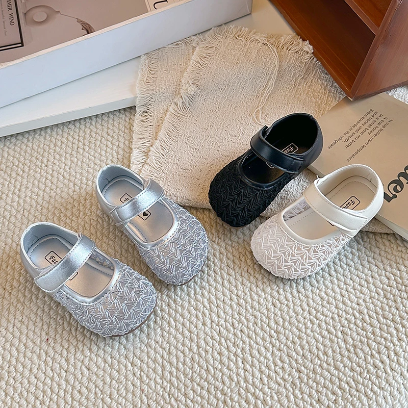 

Kids Flat Shoes Breathable Soild Color Versatile Children Sandals Hook&loop 2026 Summer Girls Princess Casual Shoes Korean Style