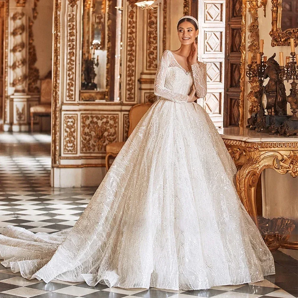 

Customized Luxurious V-Neck Ballroom Dress Sexy Backless V-Neck Long Sleeved Princess And Ground Bride Dress Vestido De Novia