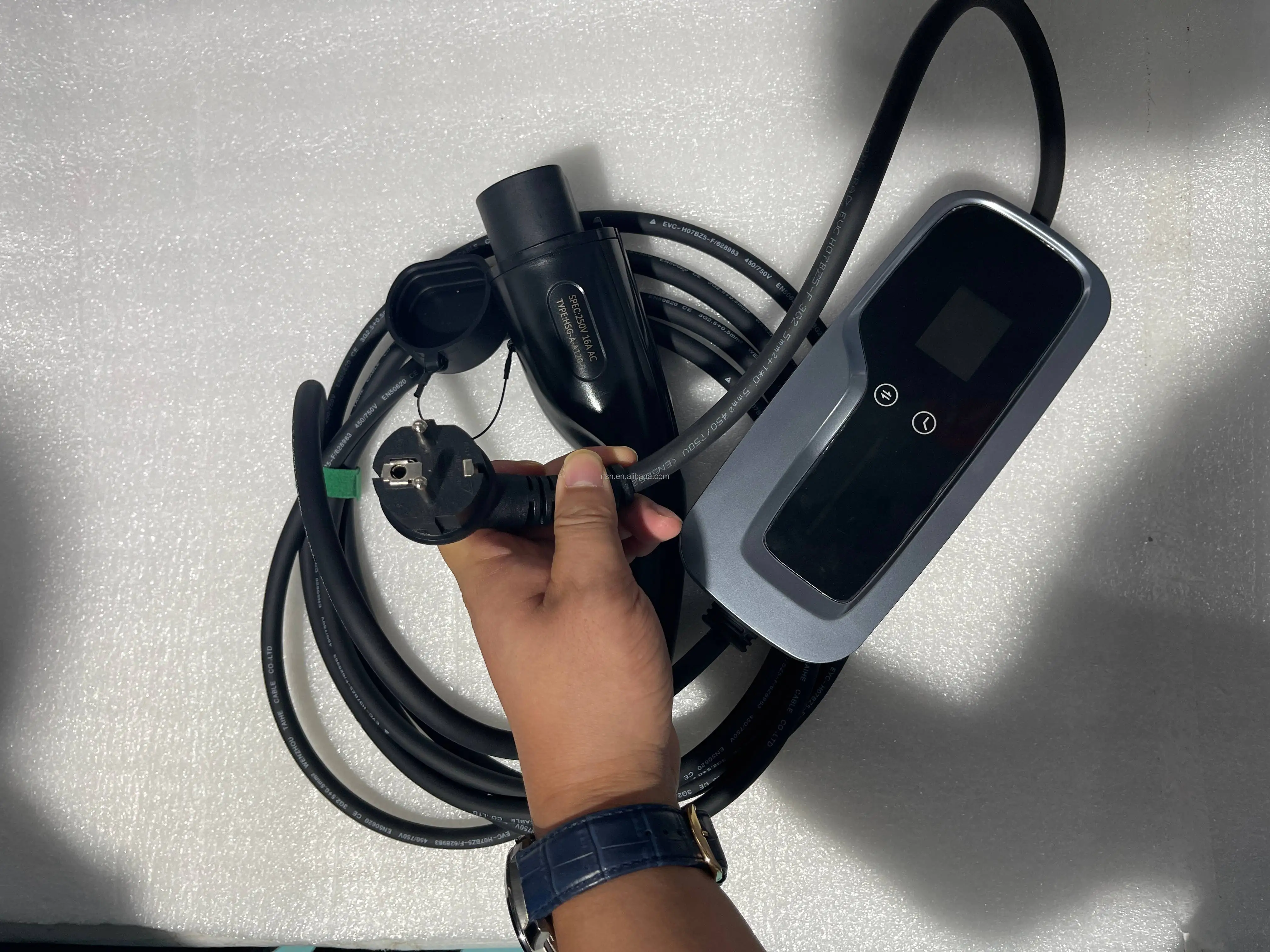 16A 32A 7kW 230V Single Phase - Type 2 Charger review and price