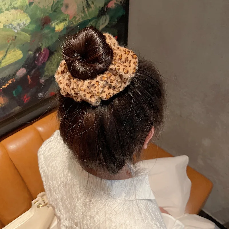1pc Autumn and winter mink fur velvet hair accessory headband for girls, French retro headband, leopard print headband, ponytail