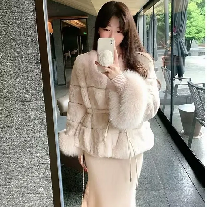 

Korea Women Fur Cuff Imitation Fox Fur Coat Winter Female Thicken Fur Short Faux Fur Outwear Casual V-neck Outcoat