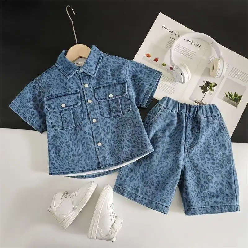 

Boys' Summer Set 2025 New Handsome Leopard Pattern Shirt+Shorts Two Piece Set Boys' Fashion Kids Outfits