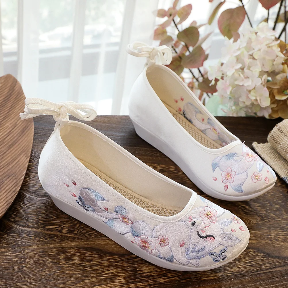 1 쌍 여성용 자수 천 신발 숨겨진 웨지 힐 미끄럼 방지 고대 스타일 댄스 공연 신발 중국 복고풍 민족 스타일