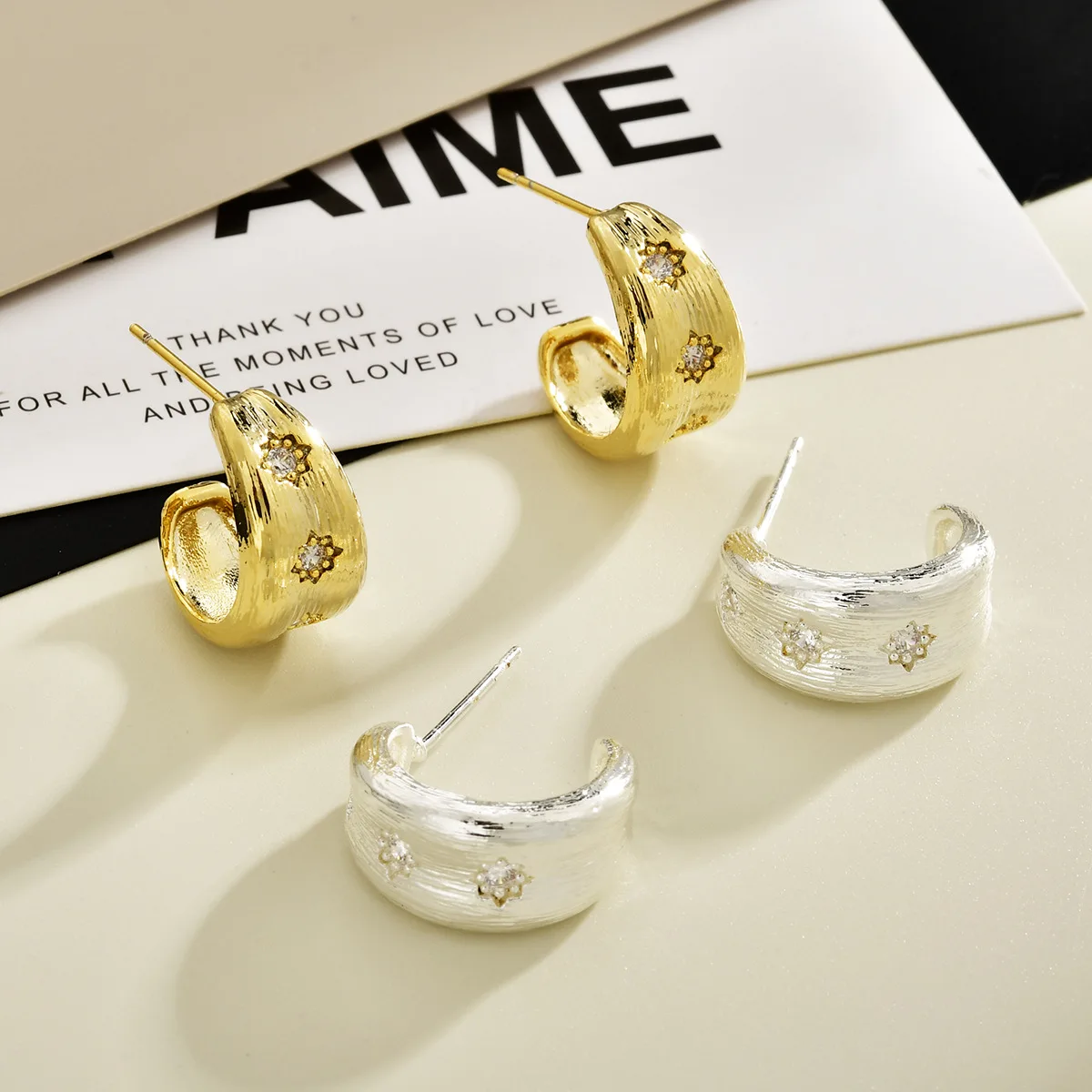 Stud earrings niche temperament simple C-shaped zirconium striped earrings versatile temperament earrings