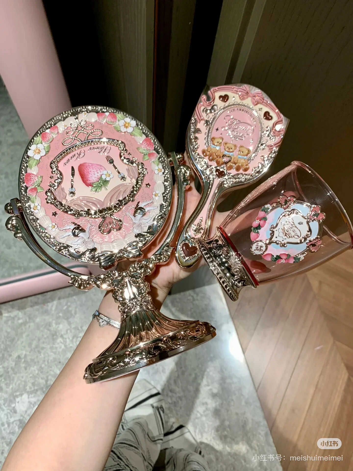 Flower Knows 9th Anniversary Strawberry Cupid Series Peripheral