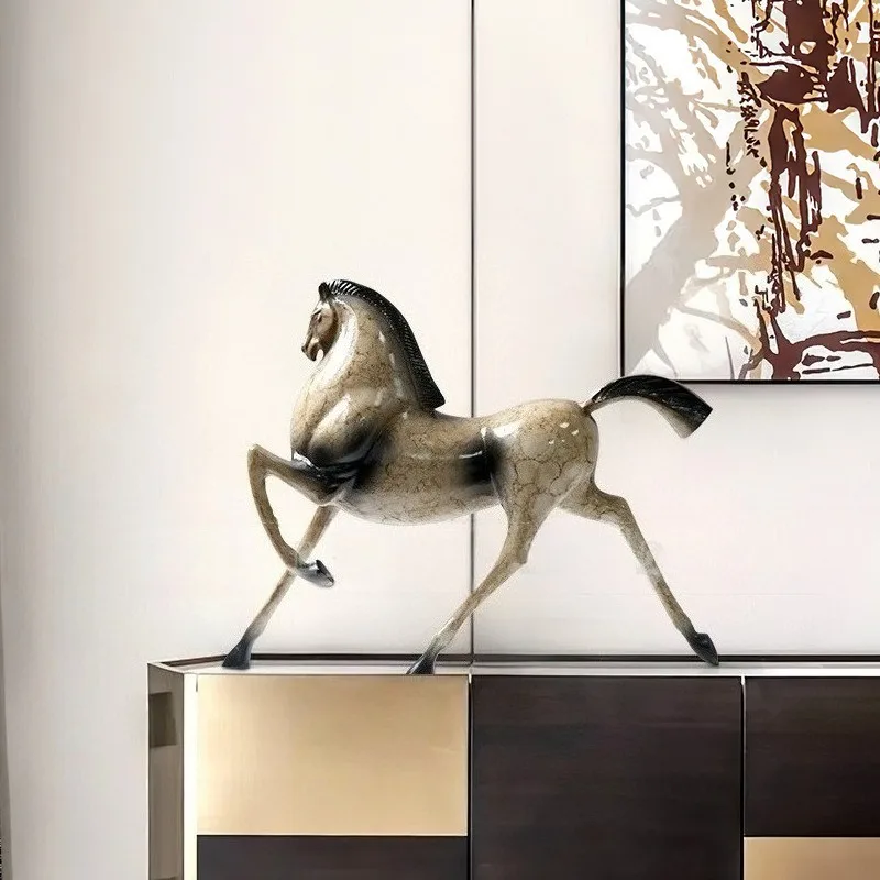 Modern Simple Figurines Retro Horse Desktop Ornament Figurines Luxury Living Room Miniatures Artistic Home Decoration Crafts
