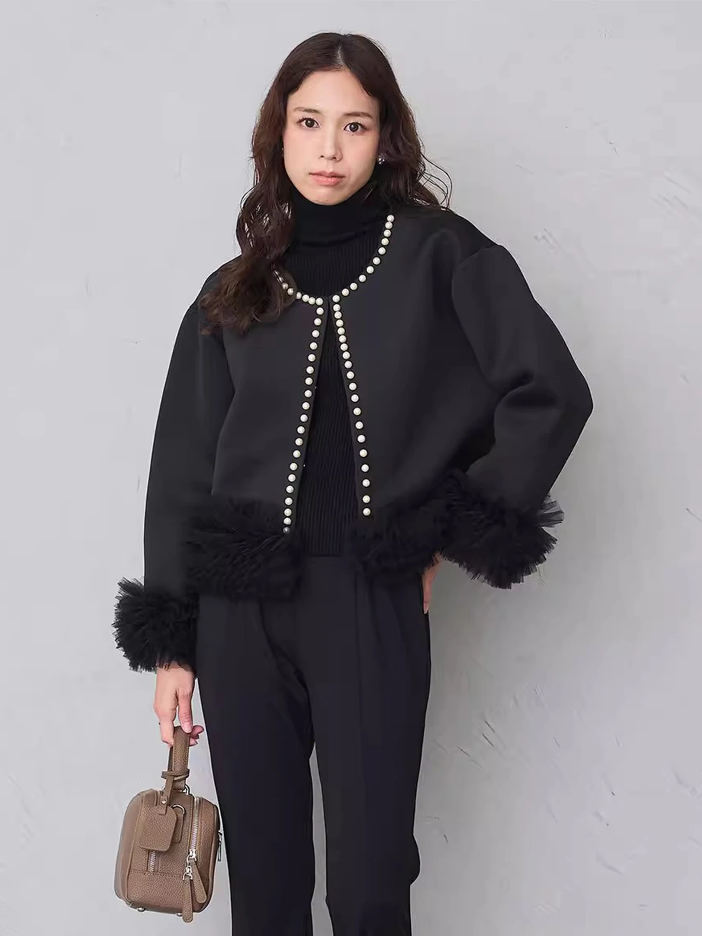 

Женское пальто с тяжелой вышивкой, кружевное лоскутное пальто, украшенное бисером, свободный крой, универсальное осенне-зимнее высококачественное пальто