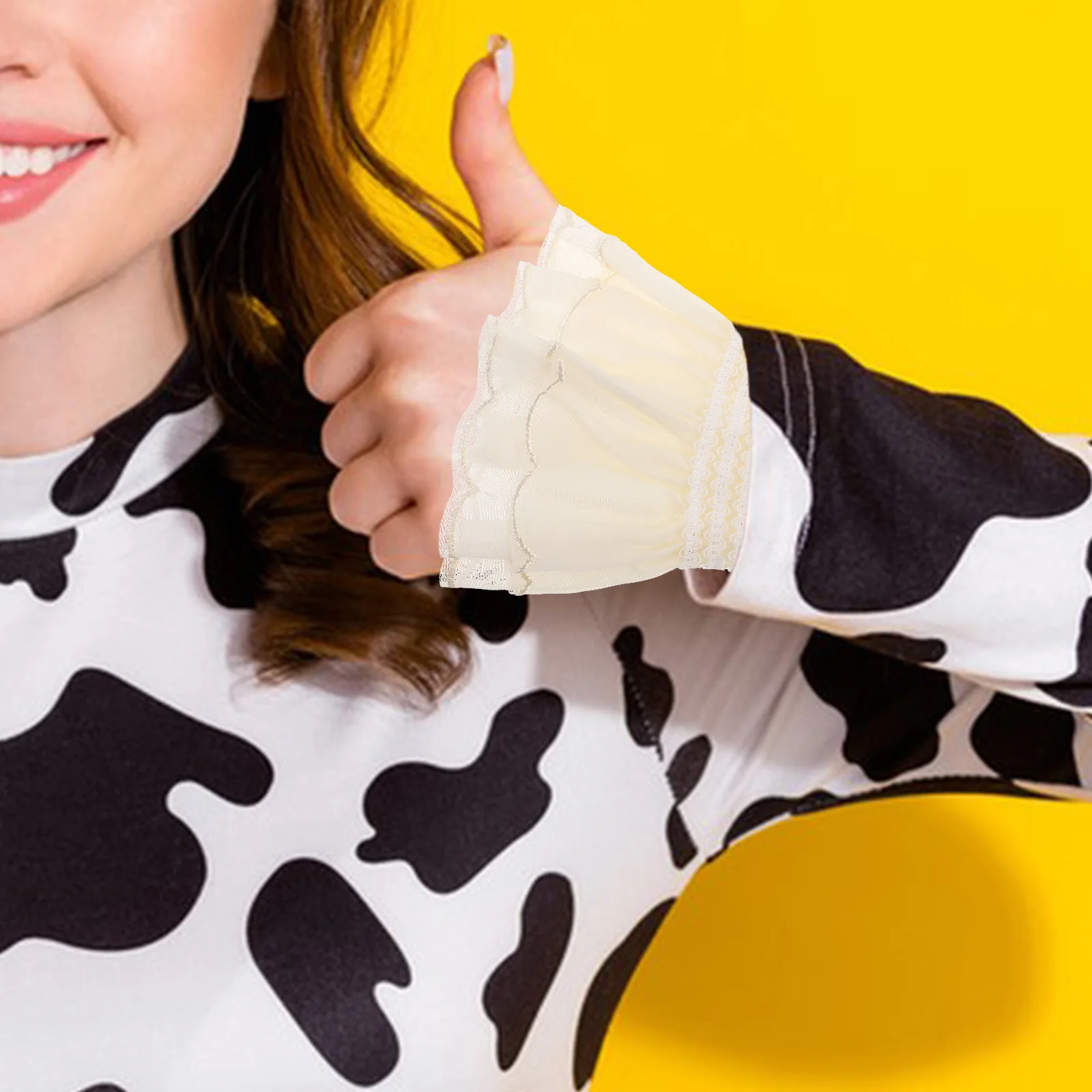 1 زوج انفصال النسيج الأبيض مطوي القرن الأصفاد المطرزة الدانتيل المعصم الأصفاد النساء الأزياء كم اكسسوارات الحرف اليدوية