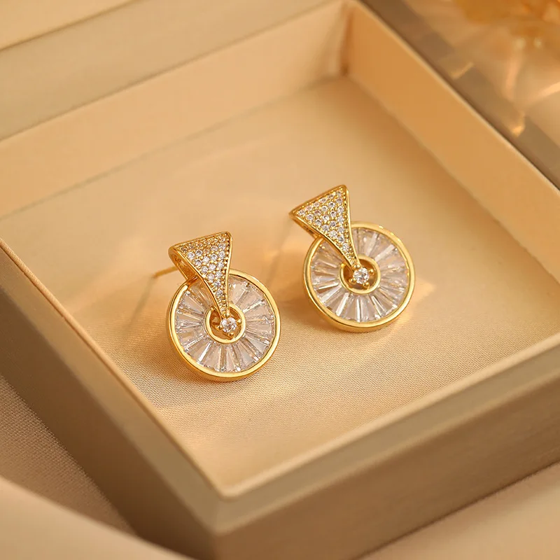 New style personalized round micro-set zirconia earrings - elegant and versatile for women, exquisite jewelry pieces