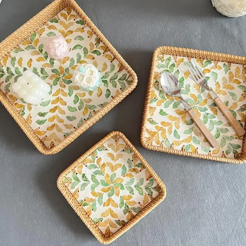 Retro Handwoven Rattan Seashell Tray, Natural Fruit Basket & Dessert Organizer for Living Room Snack, Boho Bread Serving Plate