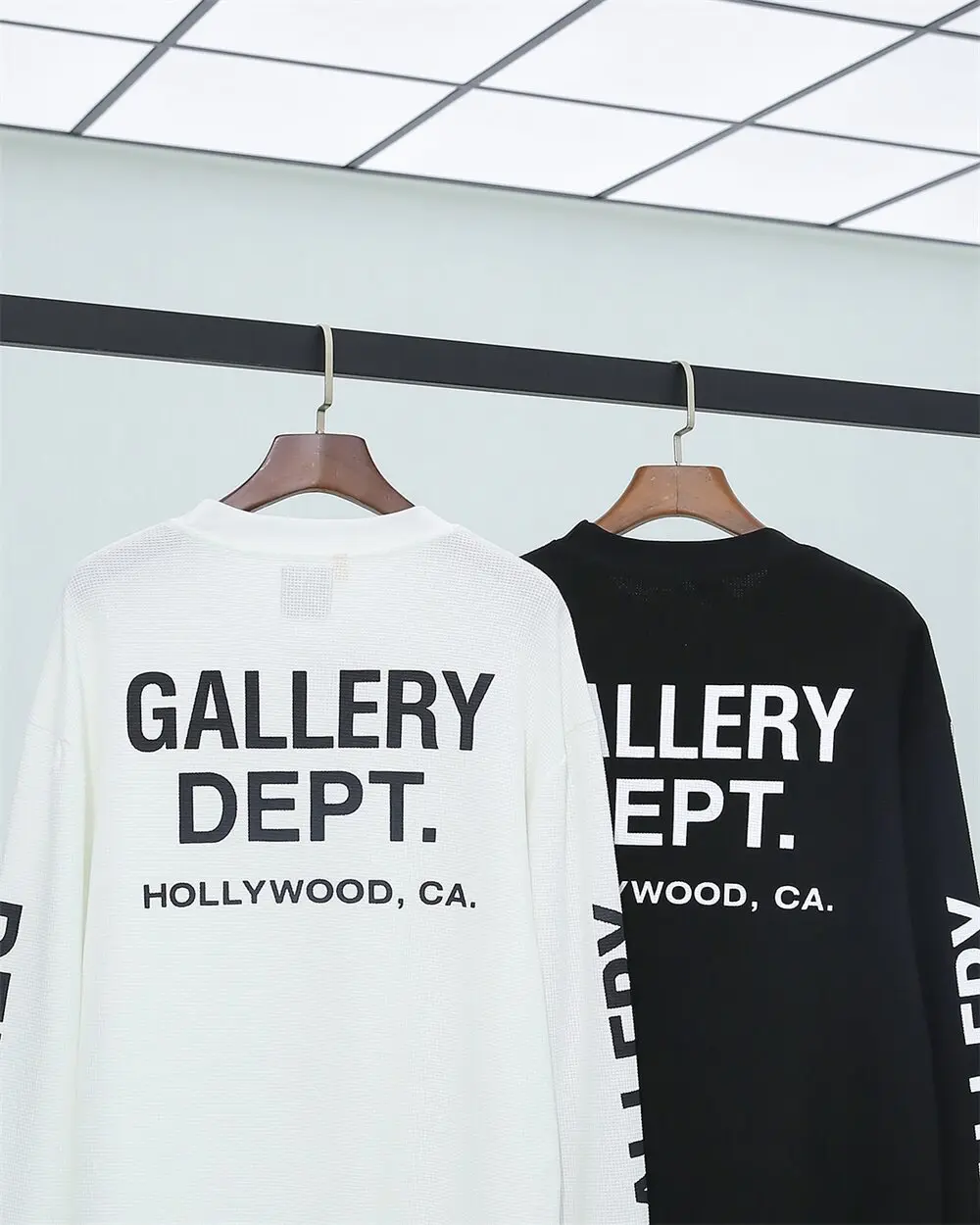 

Gallery Dept Monogram Print Waffle Long Sleeve T-Shirt