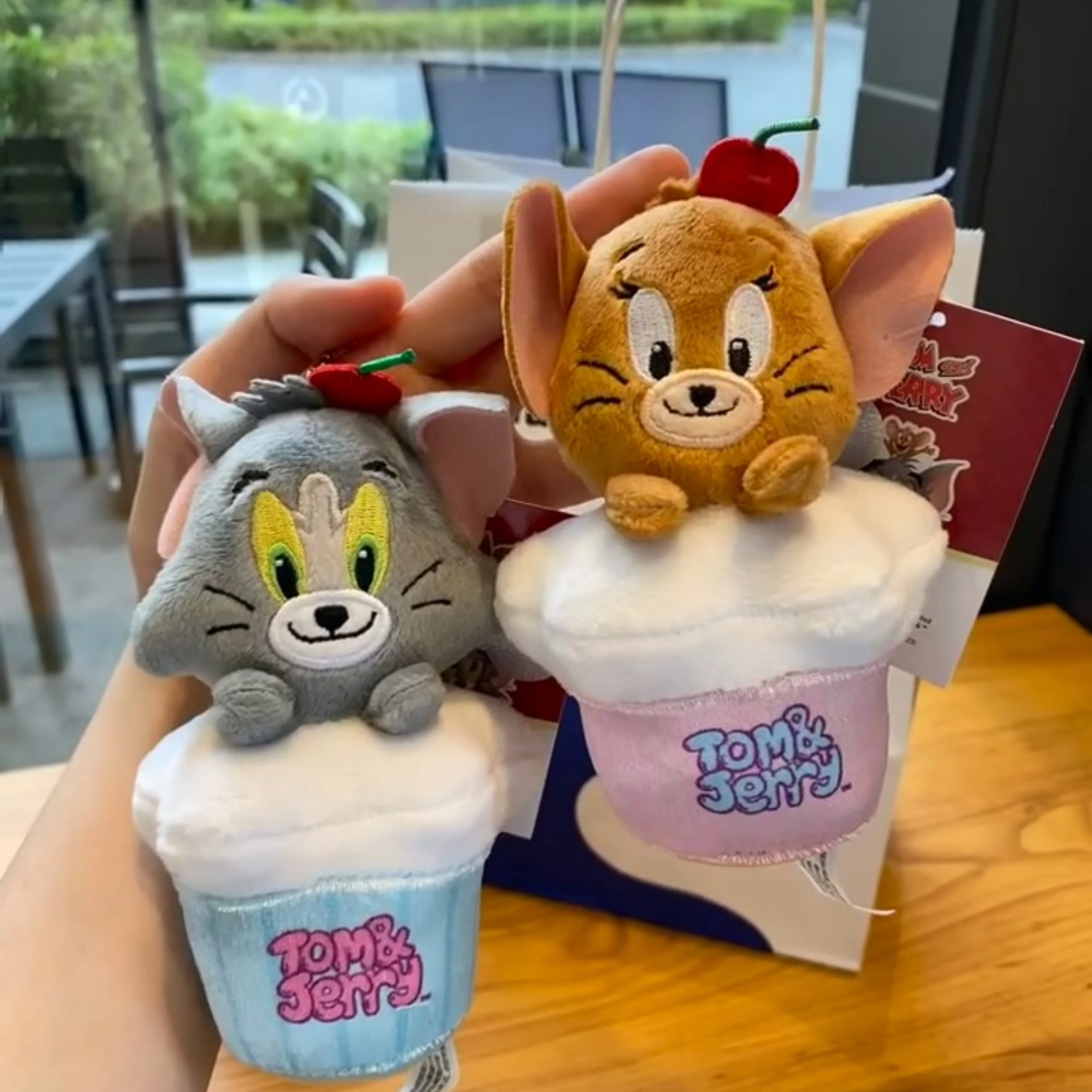 LLavero de peluche de dibujos animados de Tom y Jerry, figura de Anime, accesorios para queso, mochila, bolso, colgante, muñeca, regalo de Festival para niños