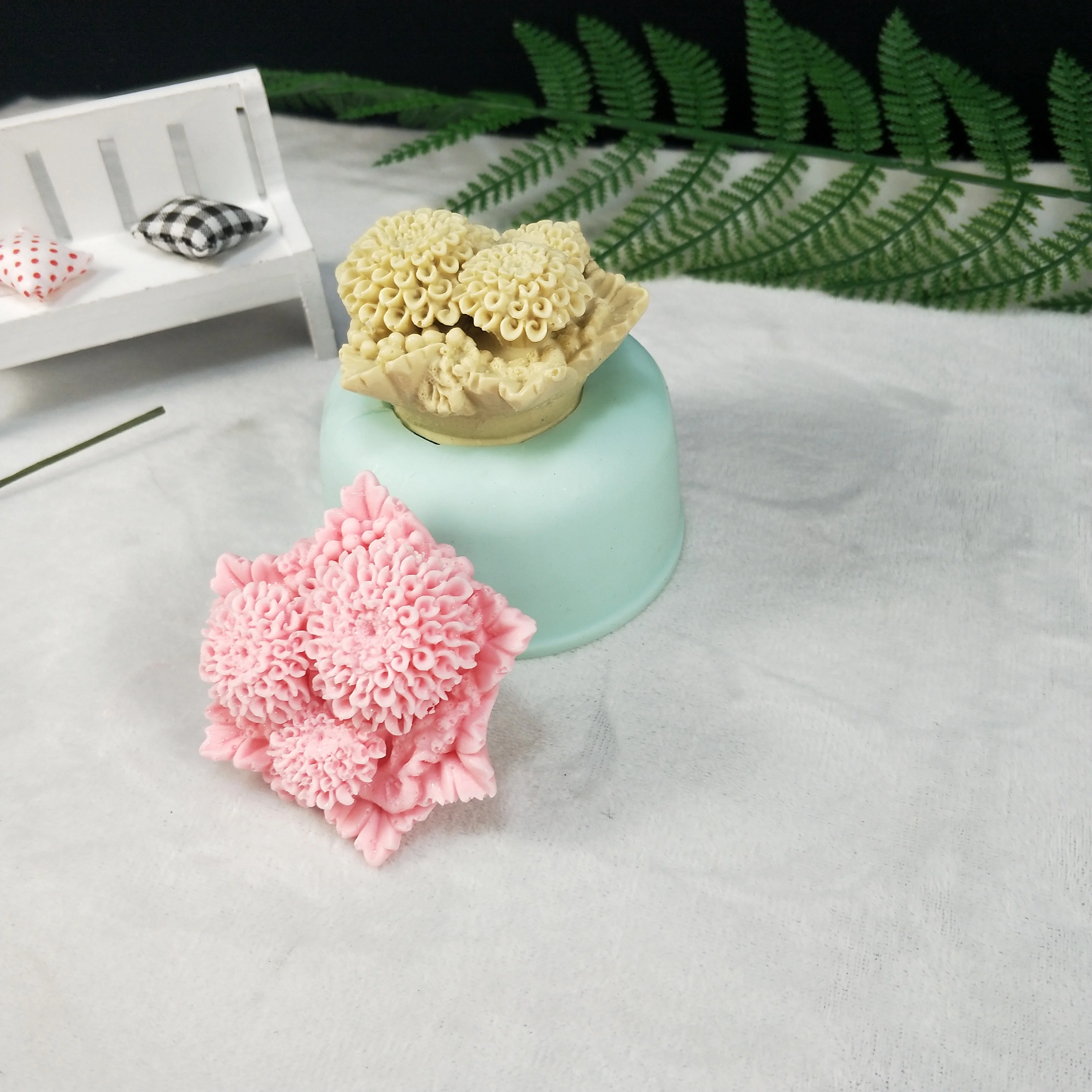 HC0206 PRZY Mold Silicone Flower Soap Molds Gypsum Chocolate Candle Candy Mold Bouquet Making Clay Resin Three Dahlia Flowers