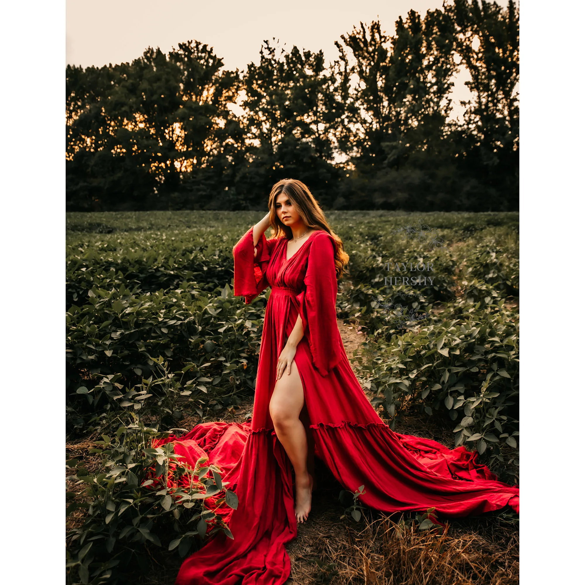 

Don&Judy Solid Color Gathered Neck Cotton Linen Maternity Evening Gown Long Sleeve Pleated Maxi Dress with Oversized Train