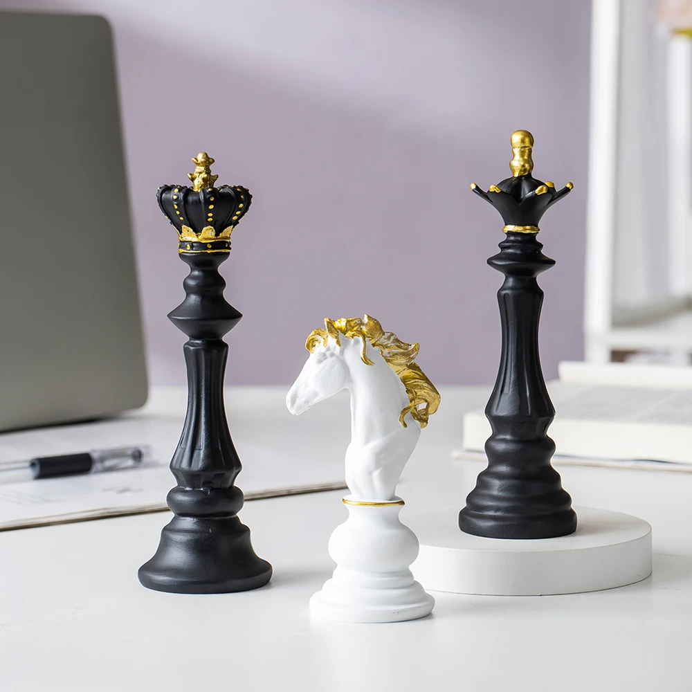 Chess Sculpture Set Decorations Creative Chess Pieces King Knight Queen Resin Craft Ornaments Home Decor Items Personalized Gift