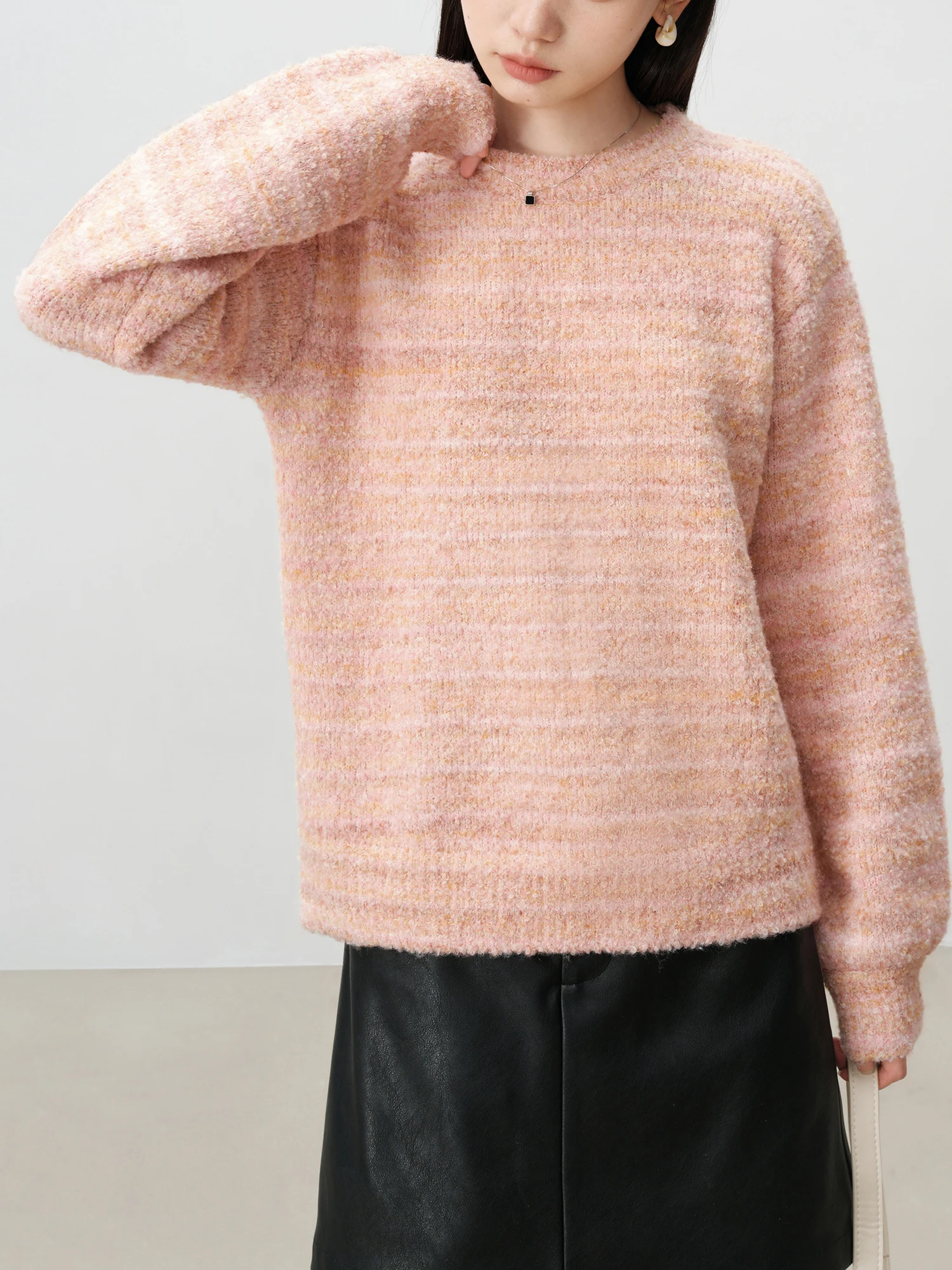 

ZIQIAO Women Wool Pullover Sweater Pink Gentle 3.4% Wool Pullover Tops Round Neck Winter Cardigans 24ZQ94135+24ZQ94136