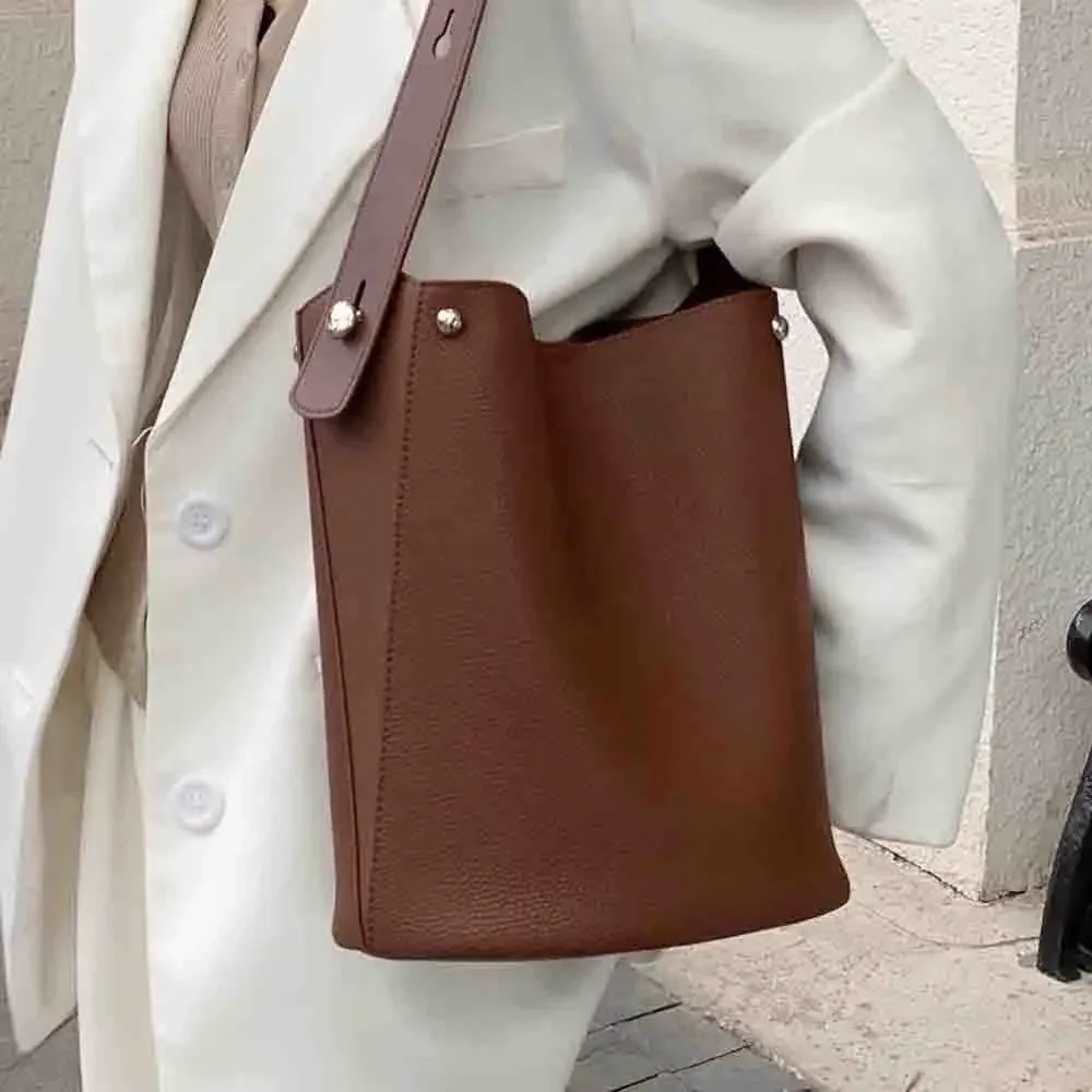 Motingsome New Fashion Stule Women Shoulder Bag High Quality Real Genuine Leather Ladies Elegant Bucket Handbag Office Work Tote