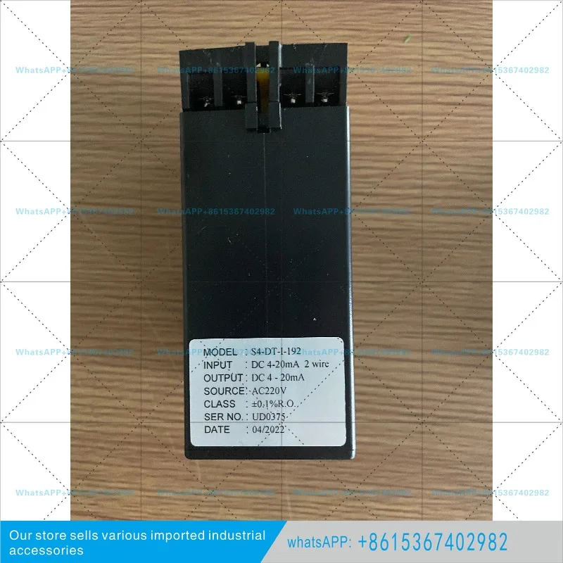 Taiwan Technology S4-DT DC Voltage and Current Isolated Signal Transmitter/Converter, Single Output