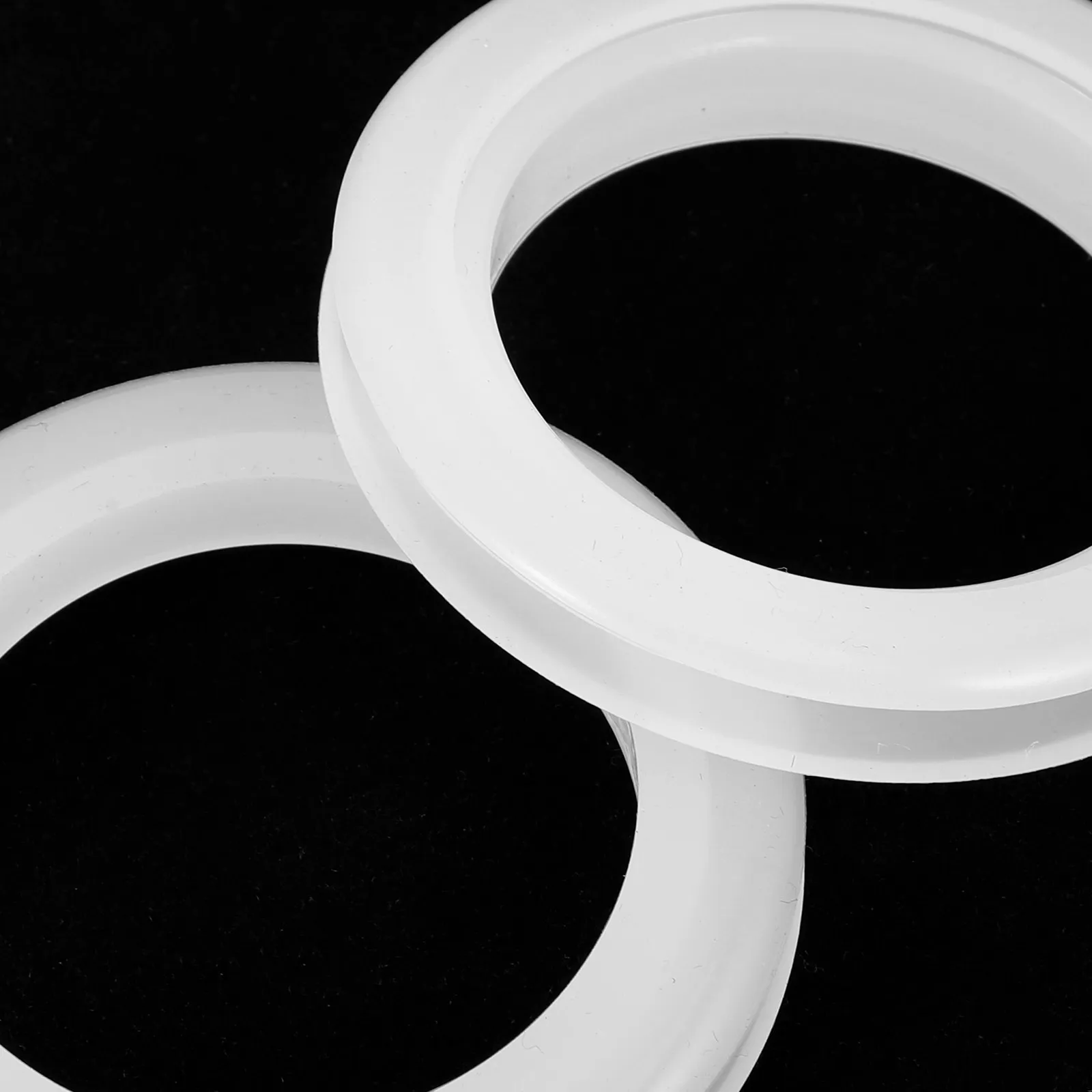 2Pcs Outdoor Silicone Umbrella Table Hole Rings Patio Parasol Protectors Umbrella Stabilizer Ring Fixing Tool Ring Plug