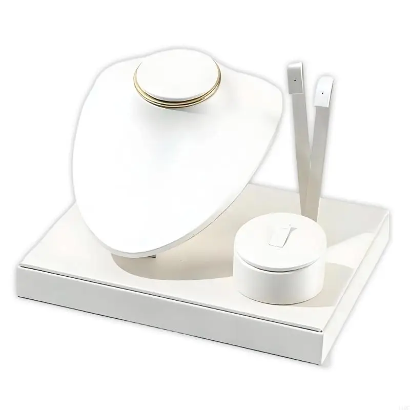 Sturdy PU Leather Jewelry Organizers With Spacious Design For Multiple Pieces Of Jewelry Display 