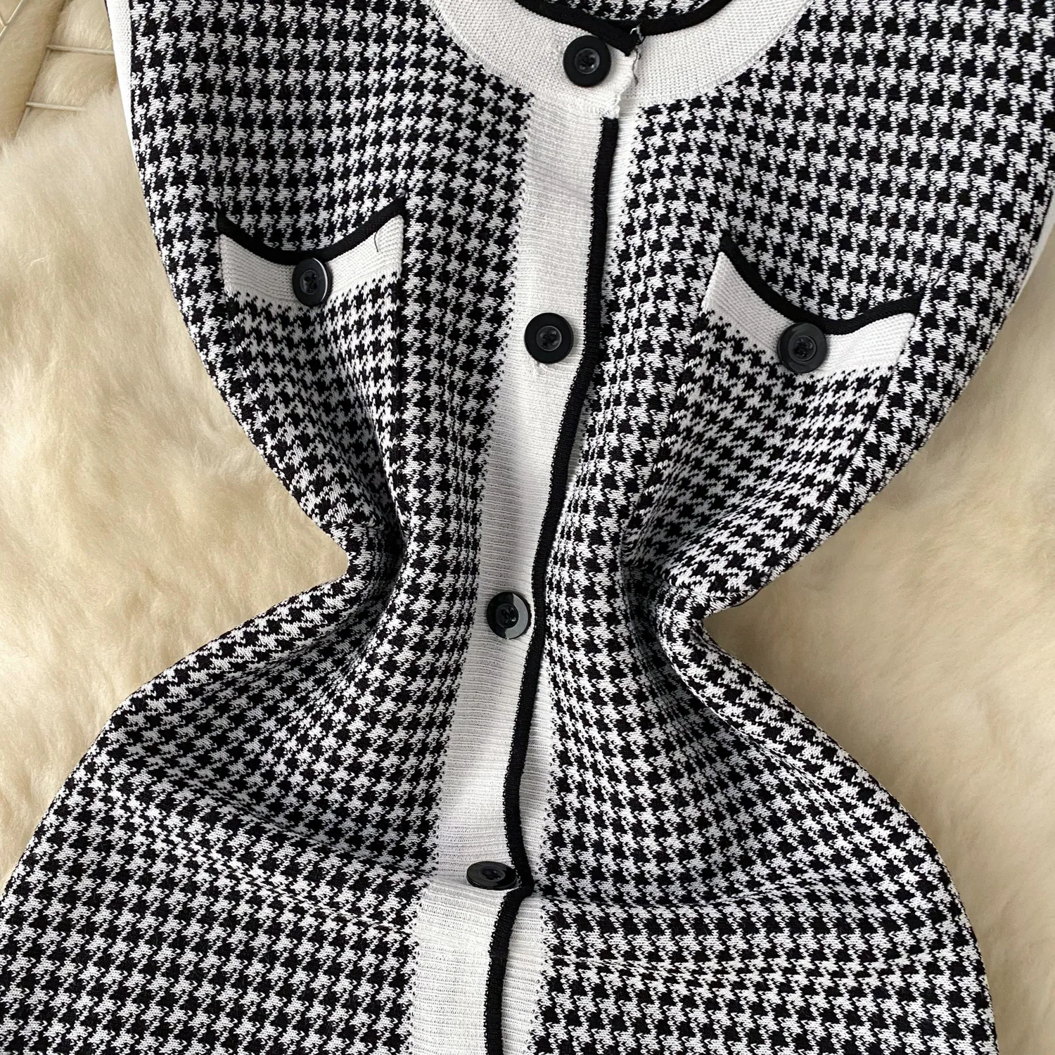 Mini-jurk dames gebreide jurken vestidos streetwear geruite bodycon mouwloze enkele rij knopen elegante y2k hoge taille party club