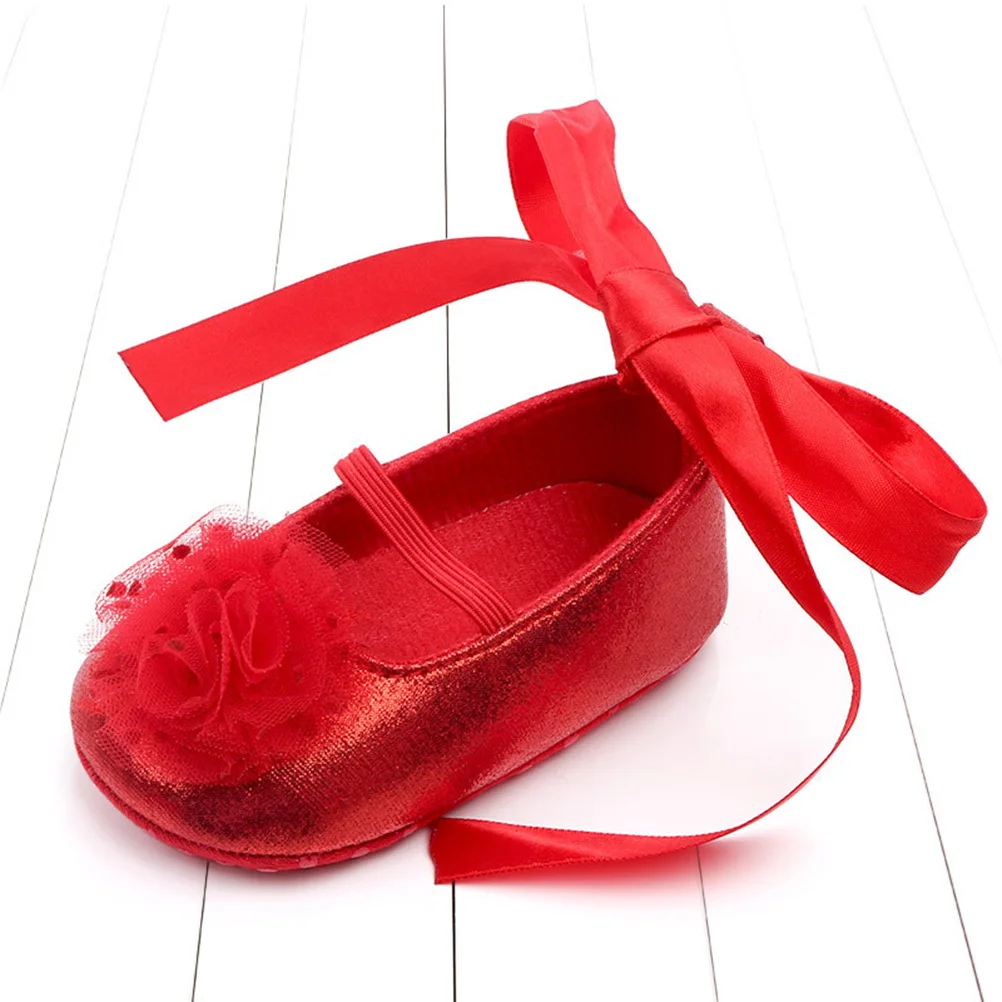 أحذية أطفال بنعل ناعم مقاس 11 سم مصنوعة من مادة البولي يوريثان غير قابلة للانزلاق أحذية لطيفة للفتيات الصغيرات لربيع الخريف أحذية جميلة للرضع