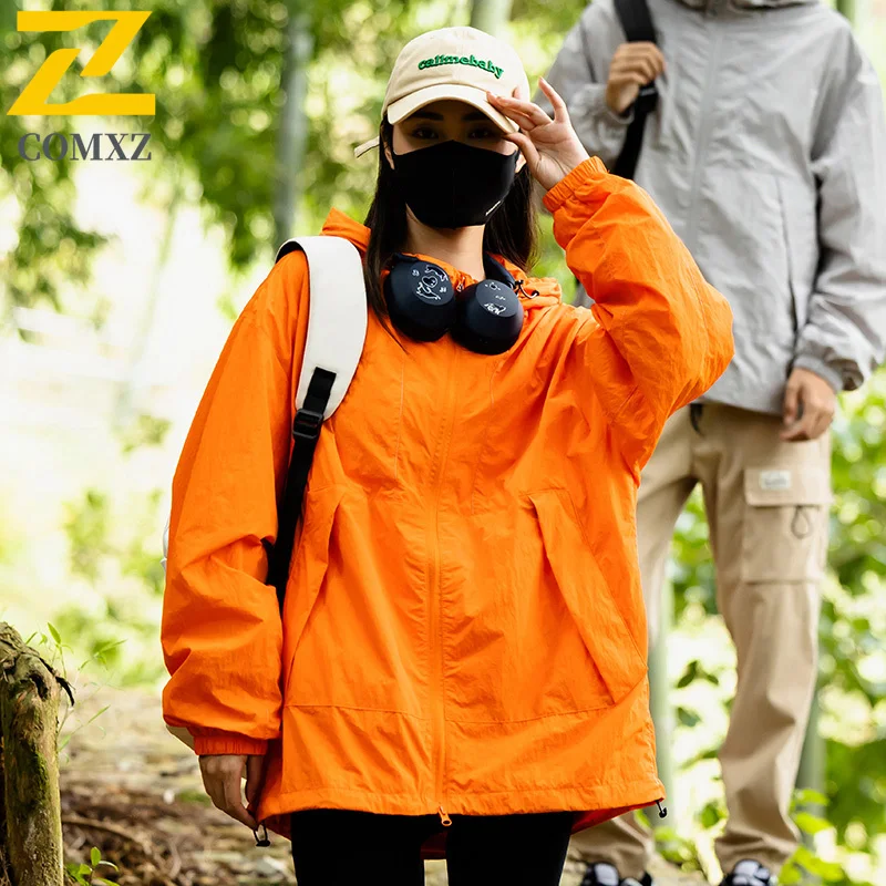 Men's Spring Autumn Softshell Jacket Windproof Thermal Outdoor Parka with Reflective Strips Fleece Lining for Hiking Casual Wear