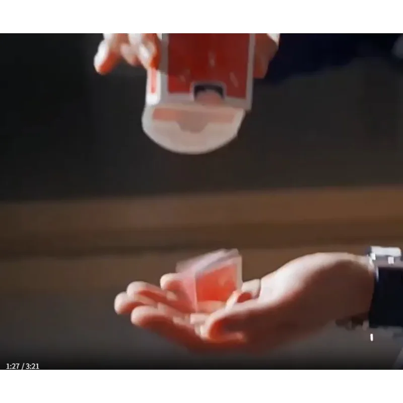 

Mystery Card Box (красный/синий) от Генри Харrius Gimmicks Card Magic and Trick Decks Крупный план Волшебный реквизит Волшебник Иллюзии Улица