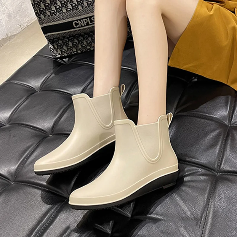 Rain Boots Ladies Non-Slip Fashion Short Boots Women 2023 Fashion Outdoor Non-Slip Outer Round Toe And Ankle Boots Women\'s Shoes