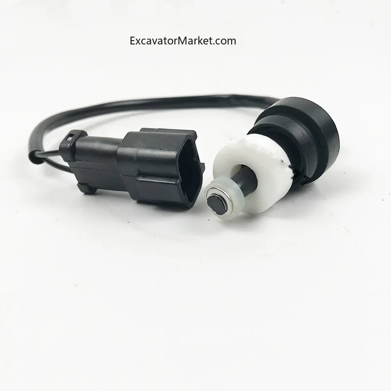 Excavator Accessories For Komatsu Pc200 120 220 240 360 450-7-8 Auxiliary Tank Kettle Sensor