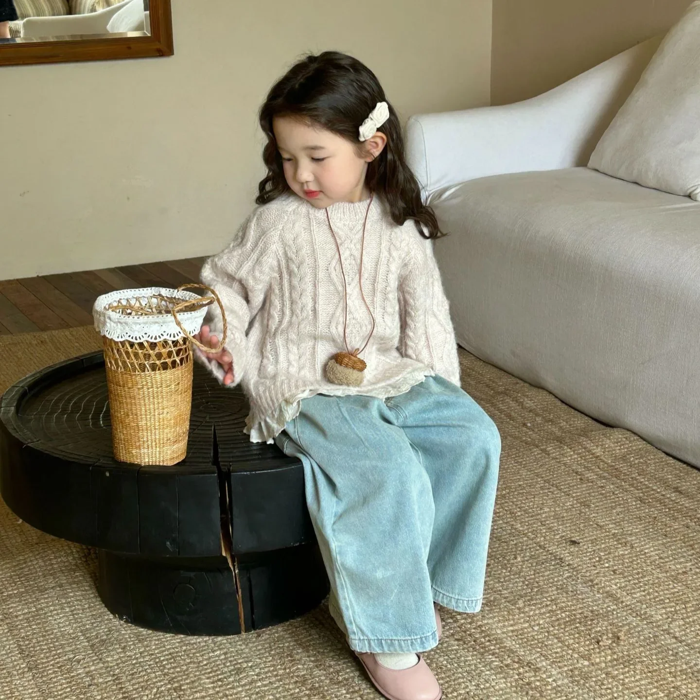 Sweater anak perempuan, baju hangat anak-anak gaya Korea, jahitan renda, Pullover putar, kasual sederhana harian, 2024