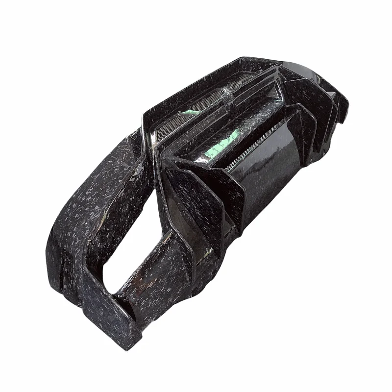 

High Quality V-style Forged Carbon Fiber Rear Bumper Diffuser for Lamborghini Huracan LP580 LP610 Body Kit