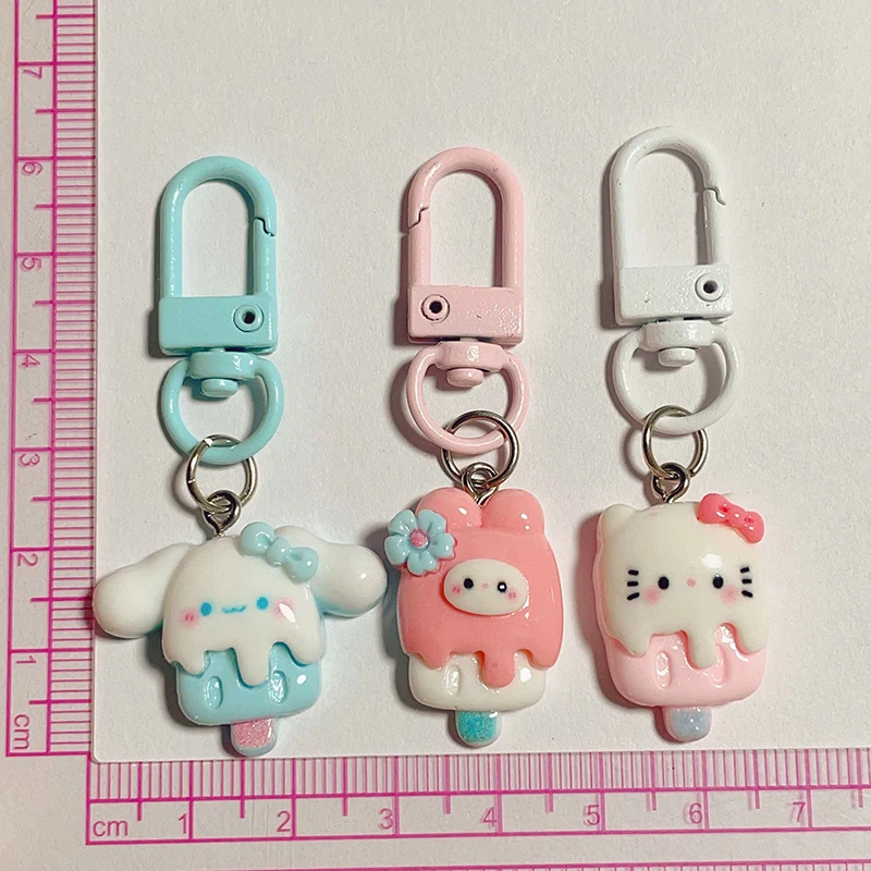 Sorvete Sanrio Comida e Jogo Chaveiro, Ação Figuras Anime, Desenhos Animados Kuromi, Pequeno Pingente, Mochilas Escolares, Acessórios DIY, 1Pc