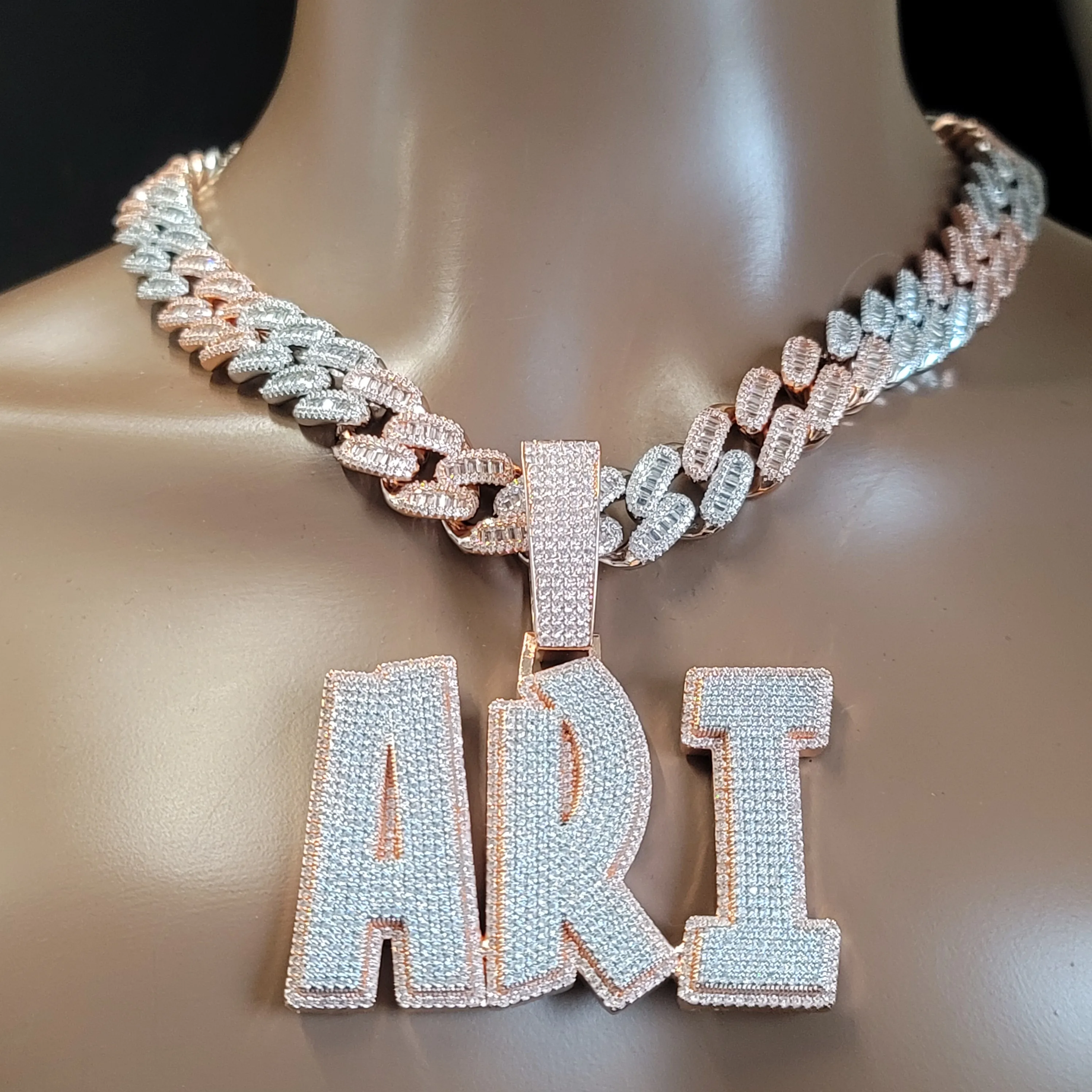 مخصص كامل الماس قلادة بحرف مع Baguettecz الكوبية سلسلة مثلج خارج اسم قلادة مزدوجة اللون الهيب هوب مجوهرات هدية له
